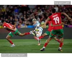 萨姆·索萨在 1998 年的表现，为整个芝加哥这座城市注入了无尽的活力