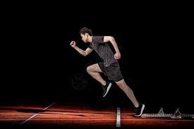 《中国田径70年》系列人物之李艳凤：“三十而立”的铁饼女王