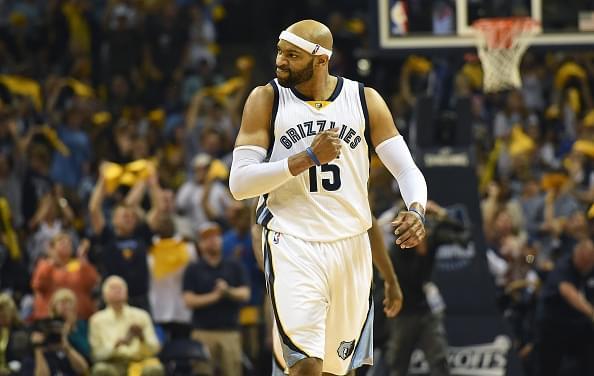 键时刻挺身 键时刻挺身